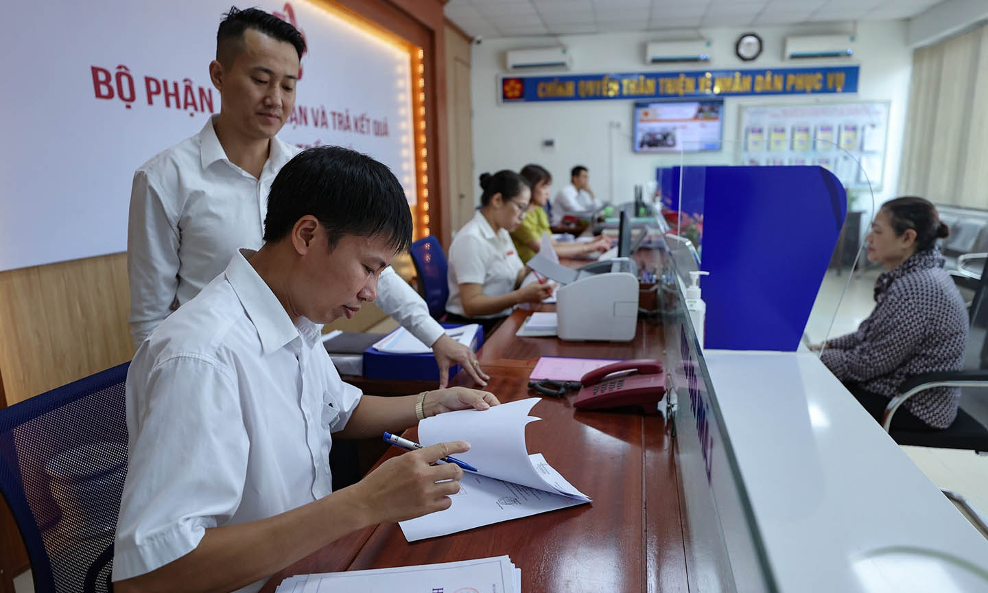 Lãnh đạo cấp huyện được ưu tiên về làm lãnh đạo xã, phường mới sau sáp nhập