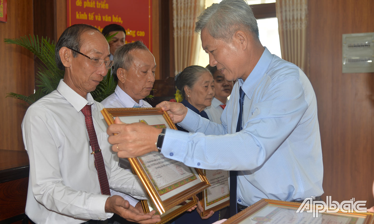 Học tập và làm theo Bác đã trở thành việc làm thường xuyên, liên tục