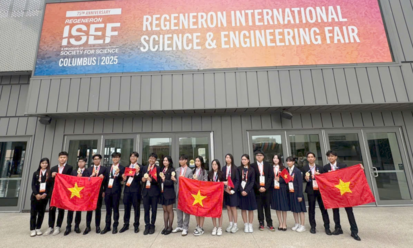 Vietnamese students win another Special Award at Regeneron ISEF 2025