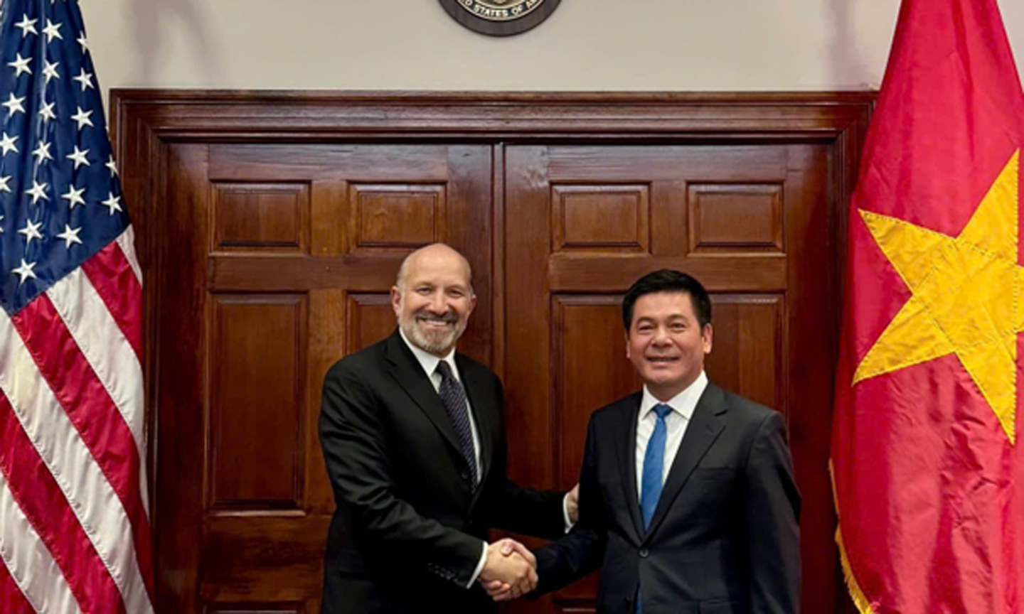 Viet Nam, US look to boost bilateral economic, trade cooperation