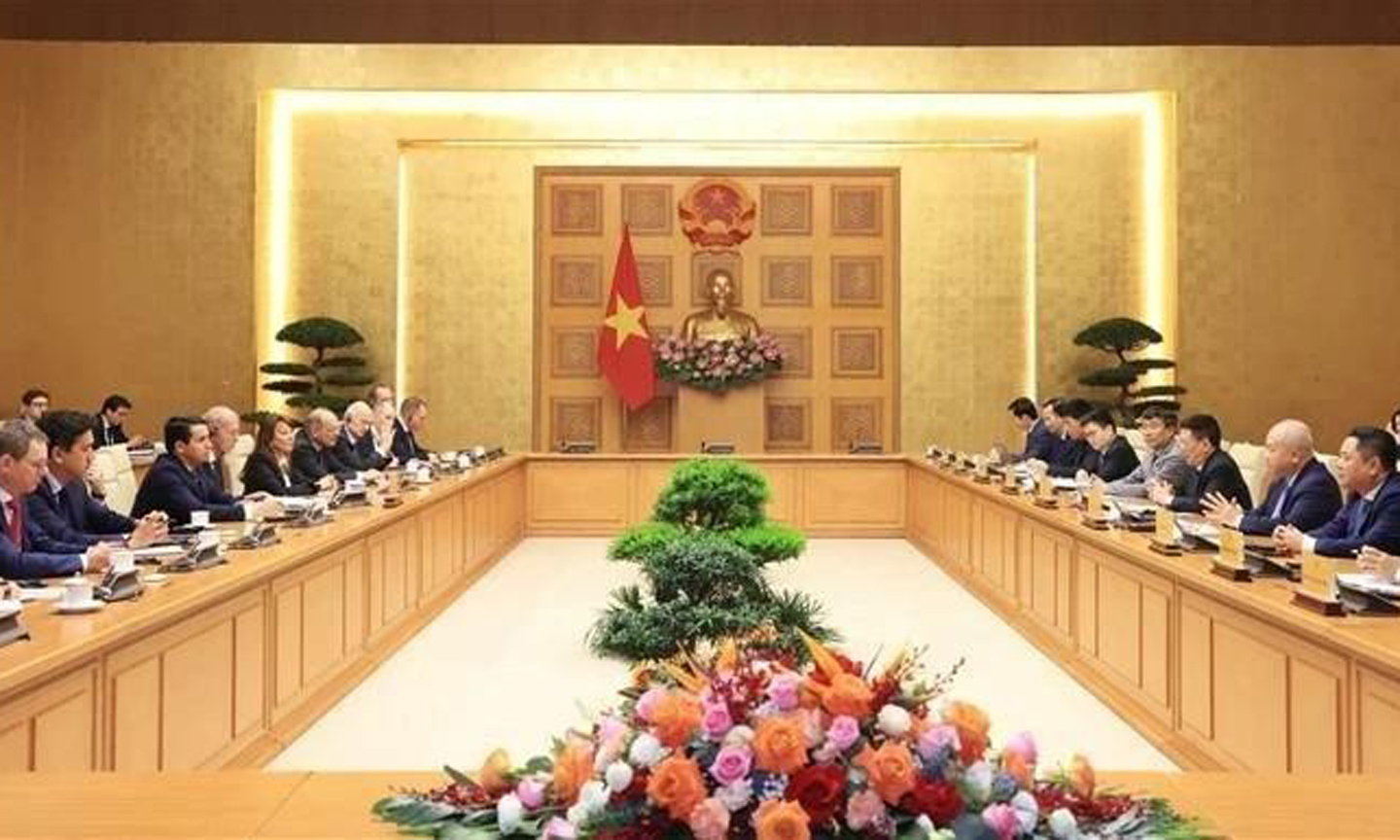 Vietnamese Government backs French businesses' operations: Deputy PM