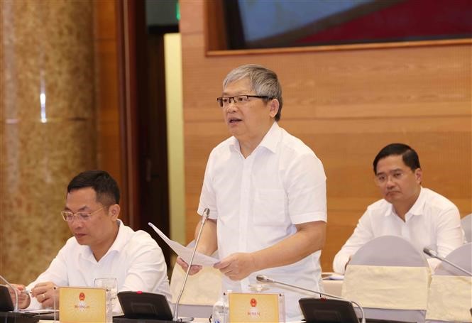Thiếu tướng, Phó Chánh Văn phòng, Người phát ngôn Bộ Công an Hoàng Anh Tuyên trả lời câu hỏi của báo chí. Ảnh: Phương Hoa/TTXVN