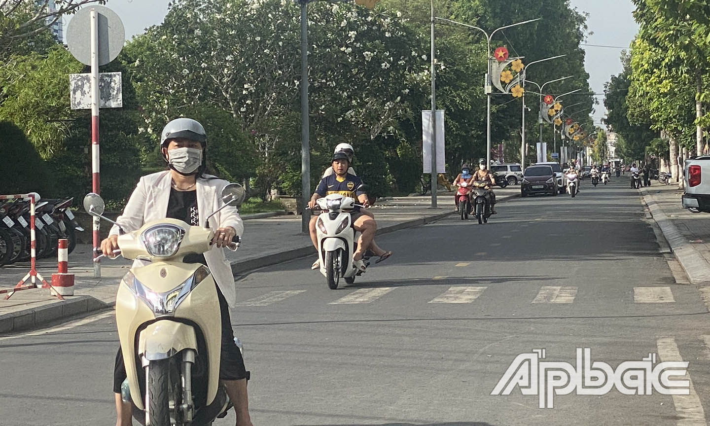 Người dân cơ bản chấp hành.