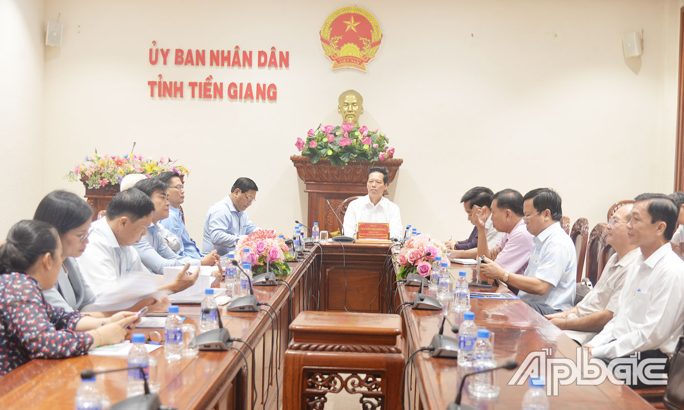 Đại biểu dự tại điểm cầu Tiền Giang.