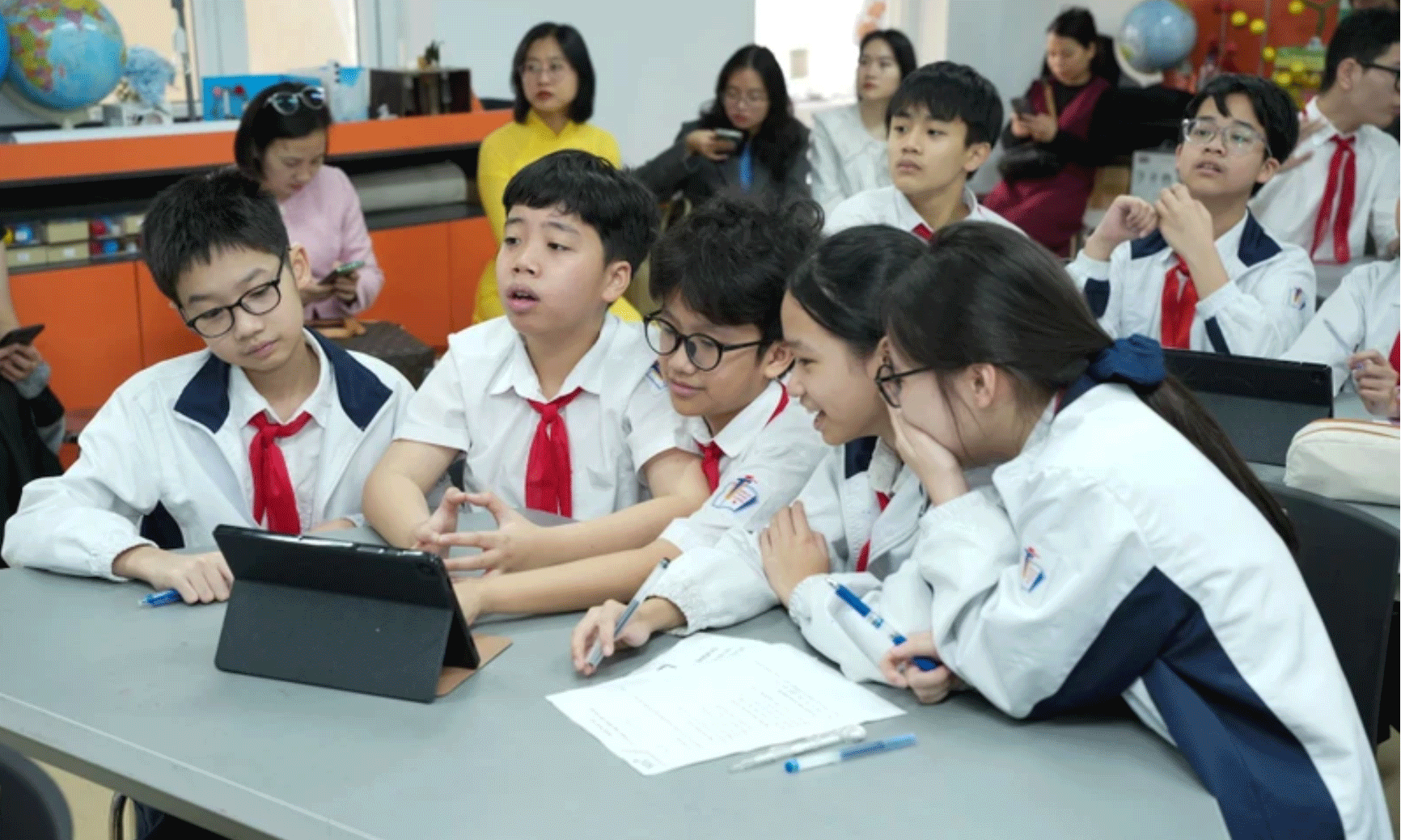 Học sinh THCS (Ảnh minh họa)