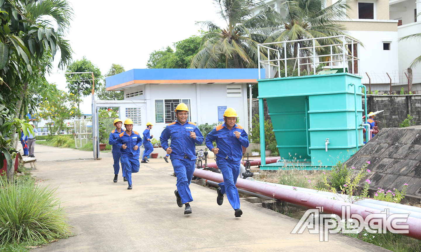 Diễn tập tình huống.