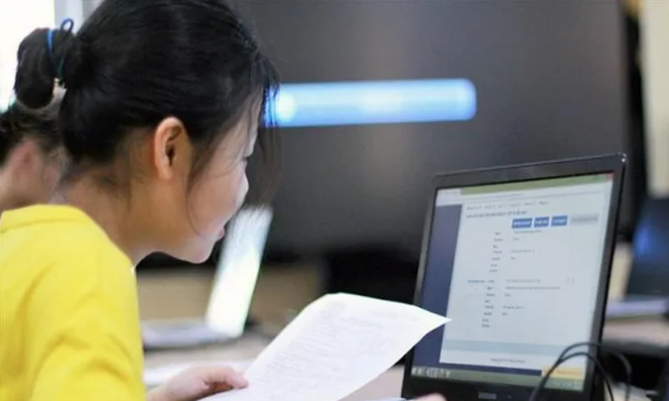 Từ ngày 16-7 đến 17 giờ ngày 28-7, thí sinh đăng ký, điều chỉnh, bổ sung nguyện vọng xét tuyển không giới hạn số lần.