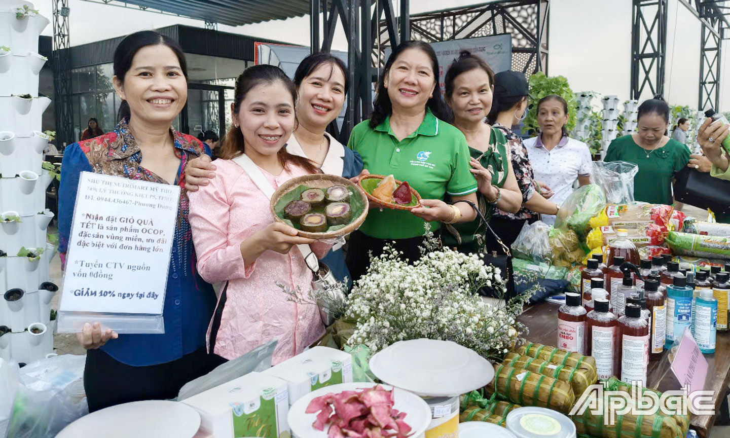 Thường xuyên giới thiệu, trưng bày, quảng bá các sản phẩm khởi nghiệp của PN.