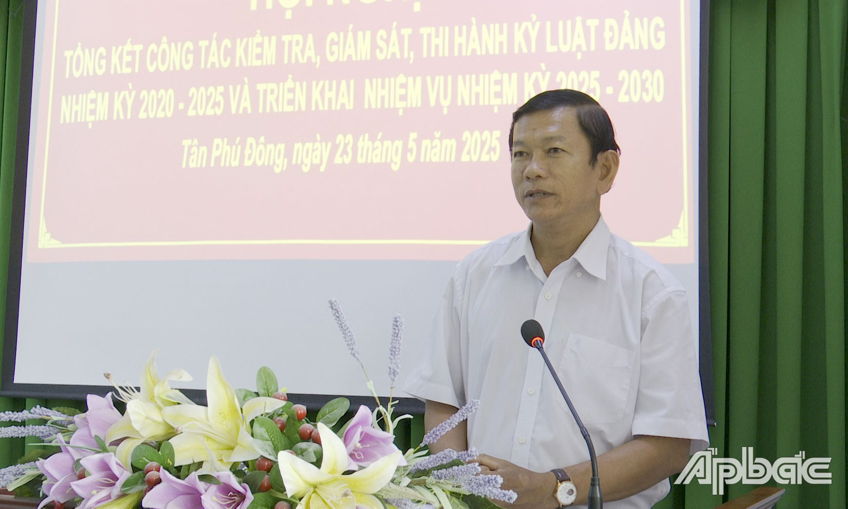 Đồng chí Bùi Thái Sơn phát biểu chỉ đạo hội nghị.