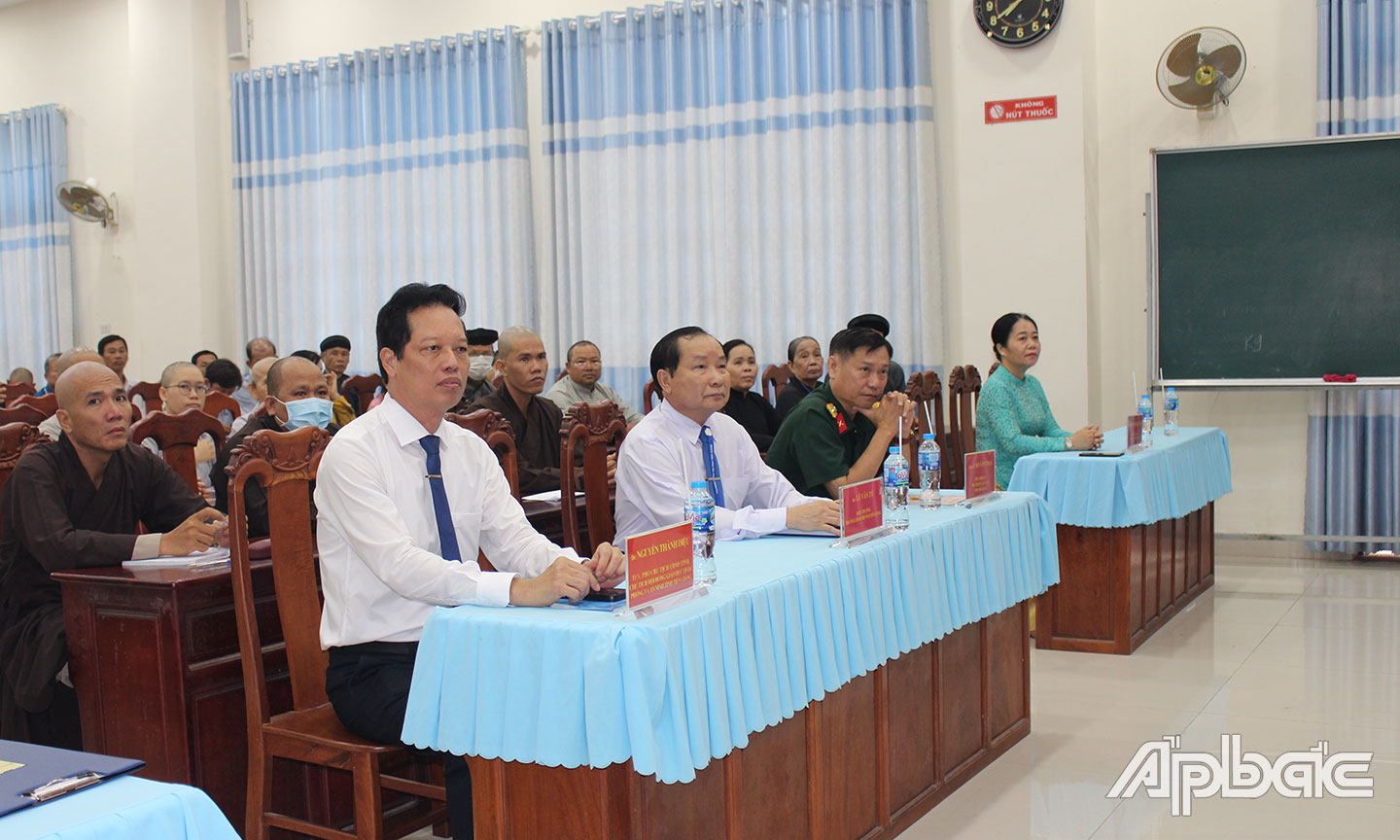 Đồng chí Nguyễn Thành Diệu dự lễ khai giảng.