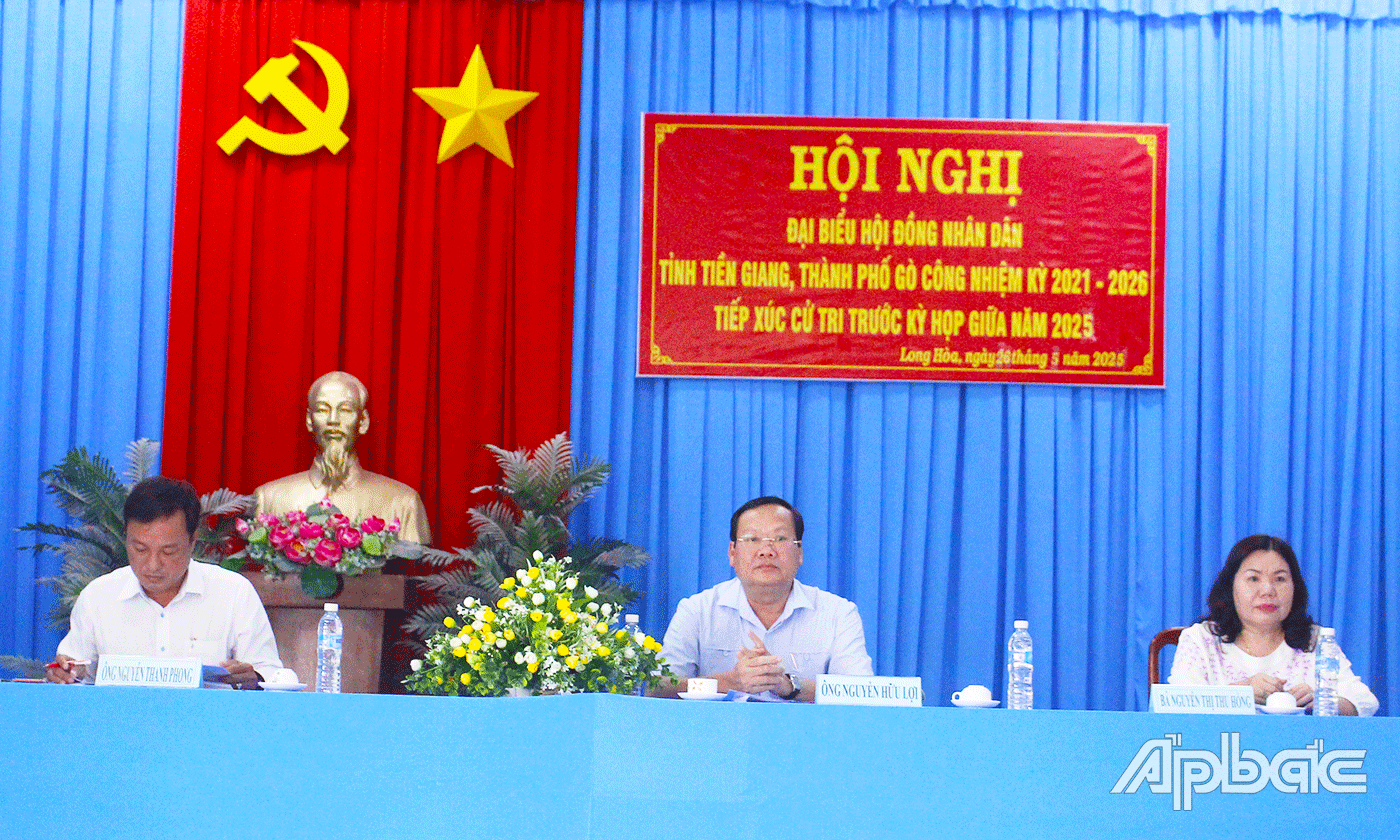 Tổ Đại biểu HĐND tỉnh, HĐND TP. Gò Công lắng nghe kiến nghị, phản ánh của cử tri.