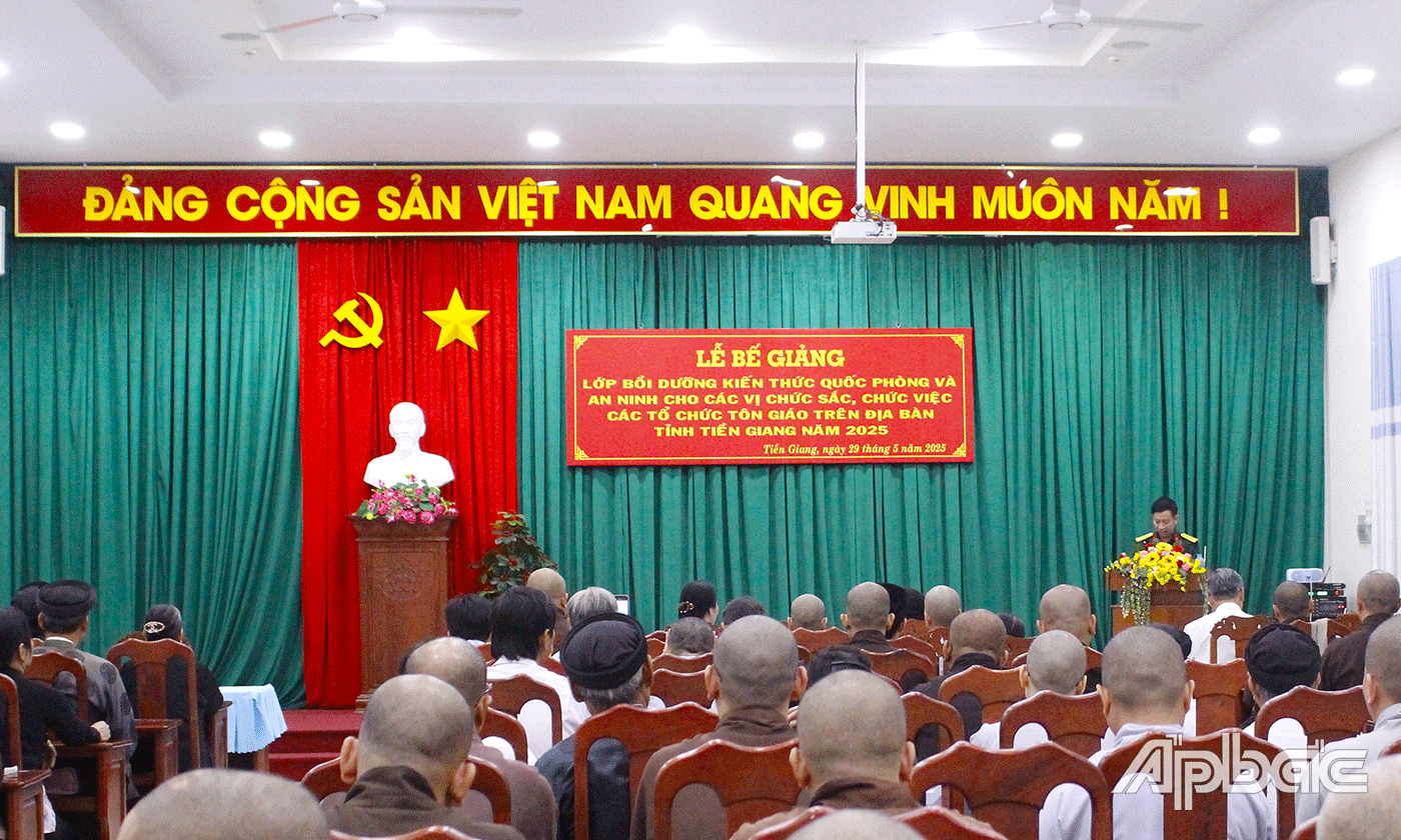 Quang cảnh buổi lễ. 