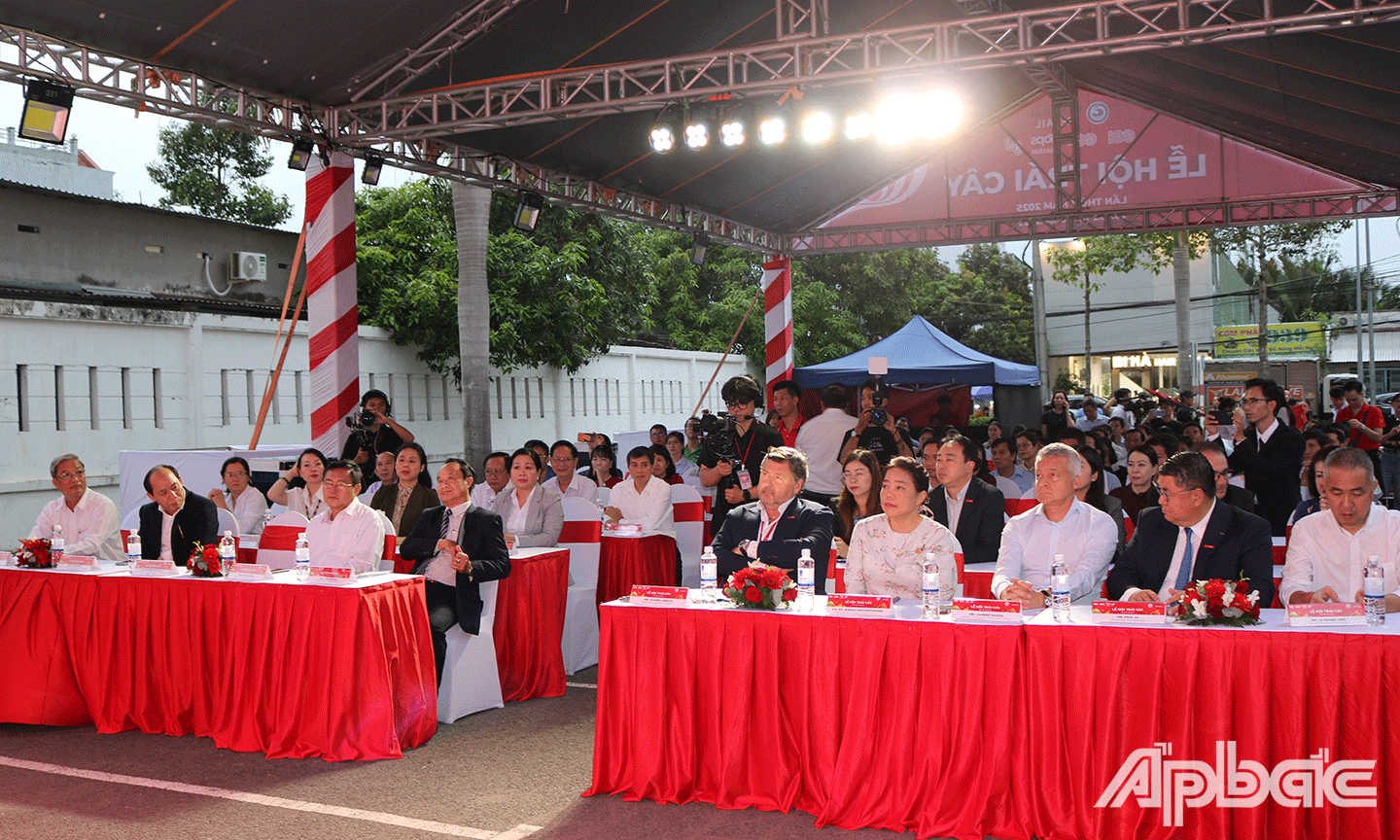 Đại biểu tham dự 