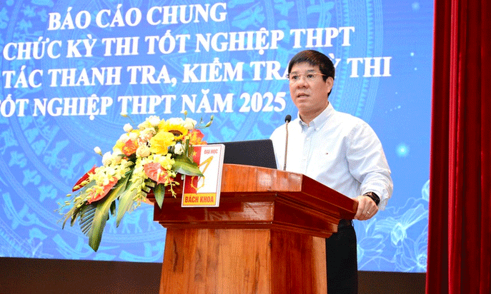 PGS.TS Huỳnh Văn Chương yêu cầu các địa phương rà soát kỹ điều kiện tổ chức thi - Ảnh: VGP/Tuệ Lâm