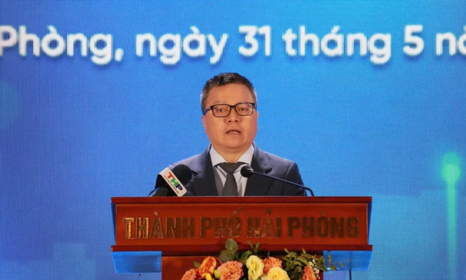Đồng chí Lê Quốc Minh, Ủy viên Trung ương Đảng, Phó Trưởng Ban Tuyên giáo và Dân vận Trung ương, Tổng Biên tập Báo Nhân Dân, Chủ tịch Hội Nhà báo Việt Nam phát biểu tại diễn đàn. (Ảnh: PV)