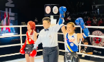 Võ sĩ Huỳnh Hà Hữu Hiếu tung đòn thắng knock-out giành HCV muay thế giới 2025
