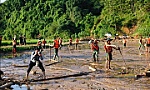 Chân dung nhà báo - 'chiến sỹ' trên mặt trận thông tin các thời kỳ