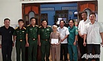 Thăm, tặng quà Mẹ Việt Nam Anh hùng