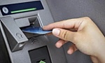 Thẻ ATM từ chính thức bị 'khóa cửa' từ 1-7-2025