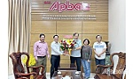 Sở Văn hóa, Thể thao và Du lịch tỉnh Tiền Giang đến chúc mừng Báo Ấp Bắc nhân dịp 21-6