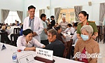 Tặng quà, khám bệnh miễn phí cho 300 người dân huyện Cái Bè