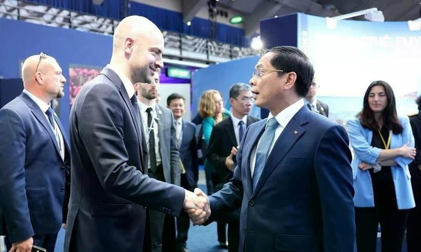 France values relations with Viet Nam: Diplomat