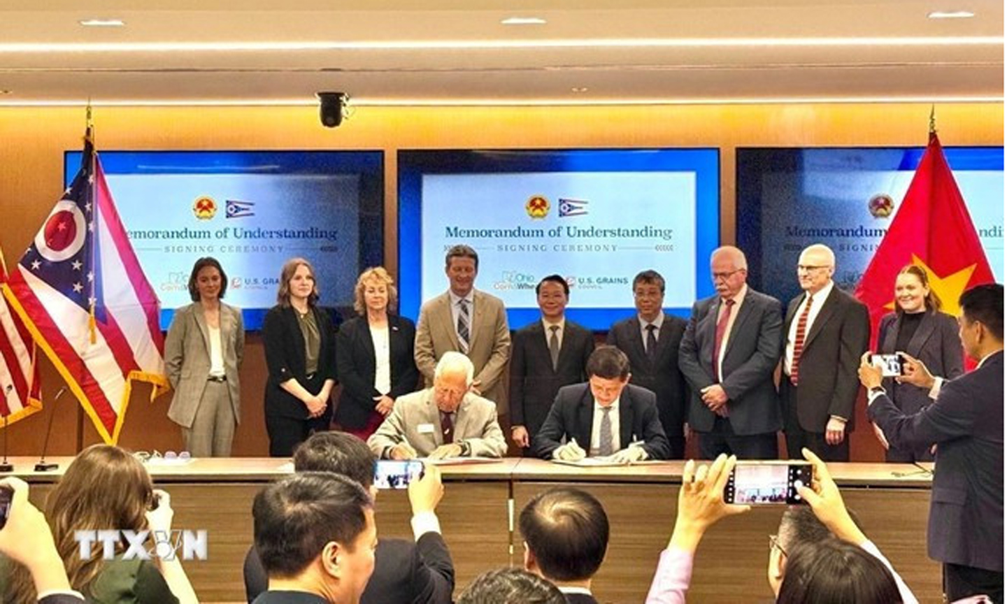 Viet Nam, US look towards balanced and mutually beneficial trade