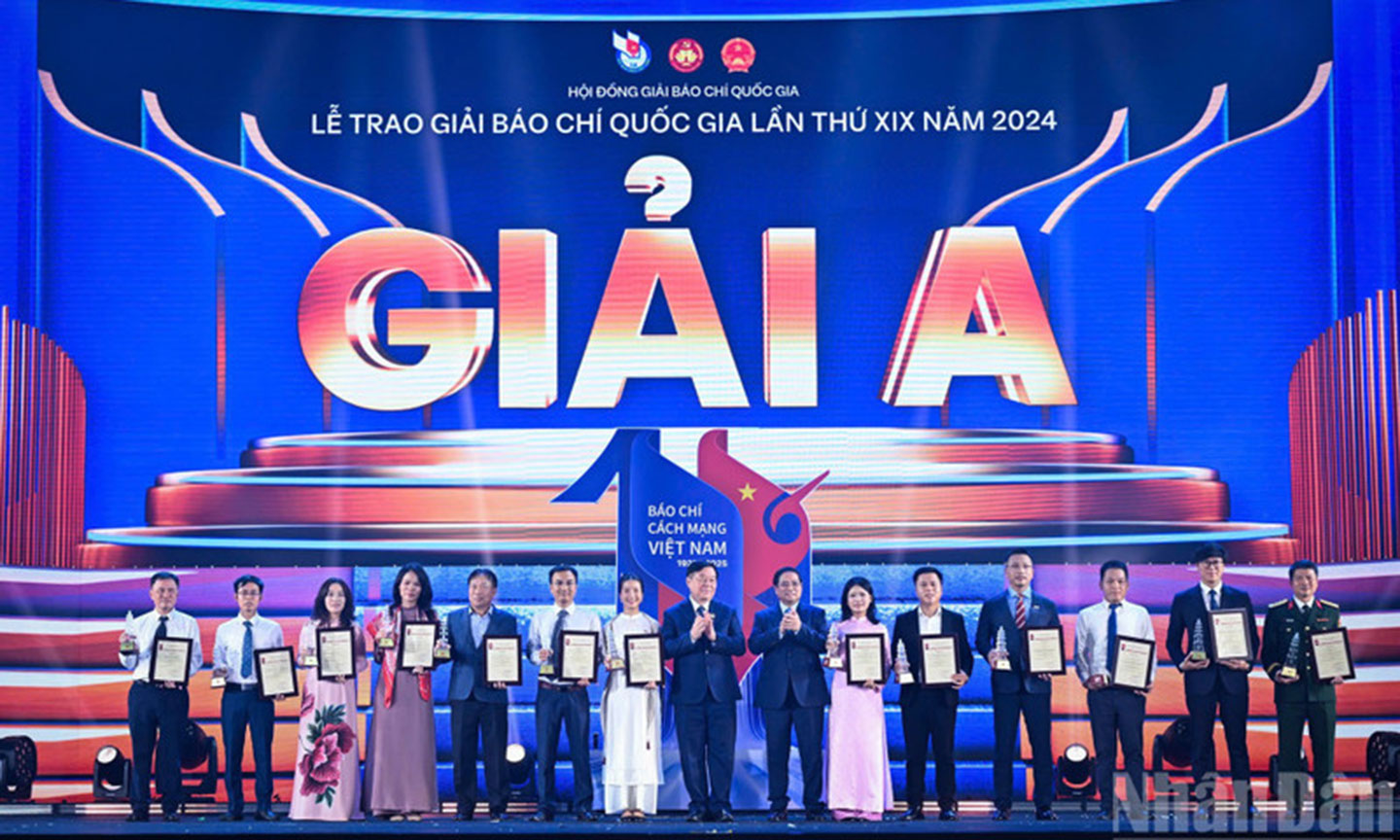 Nhan Dan wins top prize at 19th National Press Awards