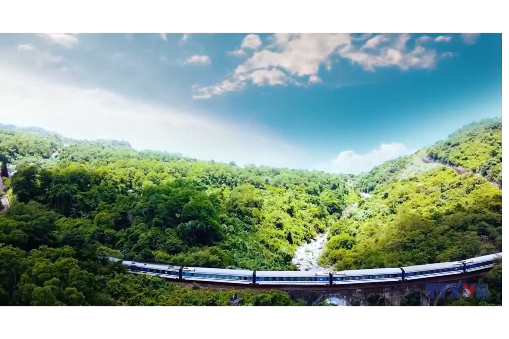 Tuyến tàu Thống Nhất Bắc – Nam: Hành trình tàu hỏa ấn tượng nhất thế giới năm 2025
