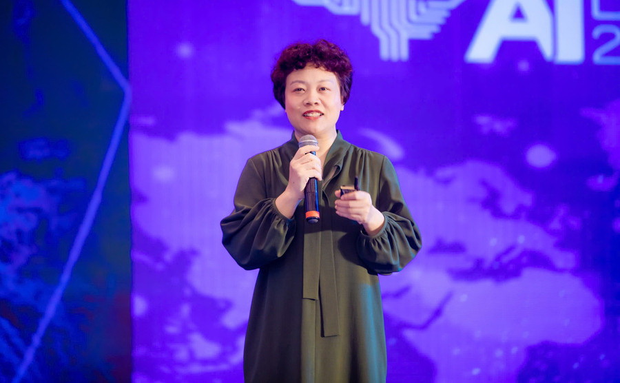 PGS.TS Chu Cẩm Thơ. Ảnh: NVCC