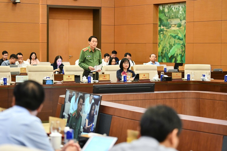 Ủy ban Thường vụ Quốc hội cho ý kiến về một số vấn đề lớn giải trình, tiếp thu, chỉnh lý dự thảo Luật Bảo vệ dữ liệu cá nhân.