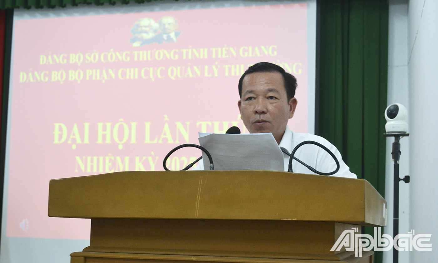 Đồng chí Nguyễn Tuấn Linh, Phó Giám đốc Sở Công thương phát biểu chỉ đạo tại Đại hội.