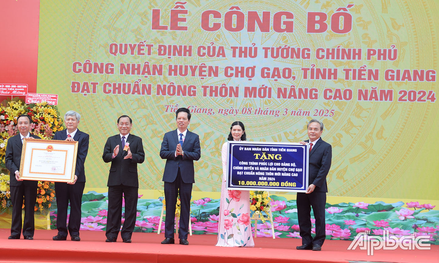 Huyện Chợ Gạo đạt chuẩn huyện nông thôn mới nâng cao năm 2024.