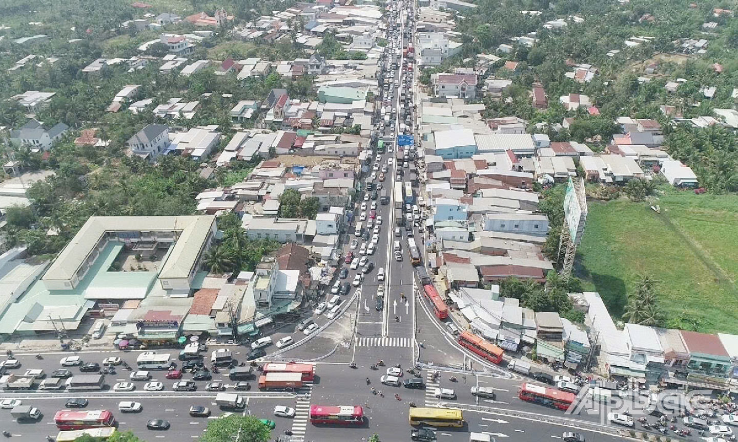 Ngã 3 An Thái Trung (Quốc lộ 1 - Quốc lộ 30) nhìn từ trên cao.