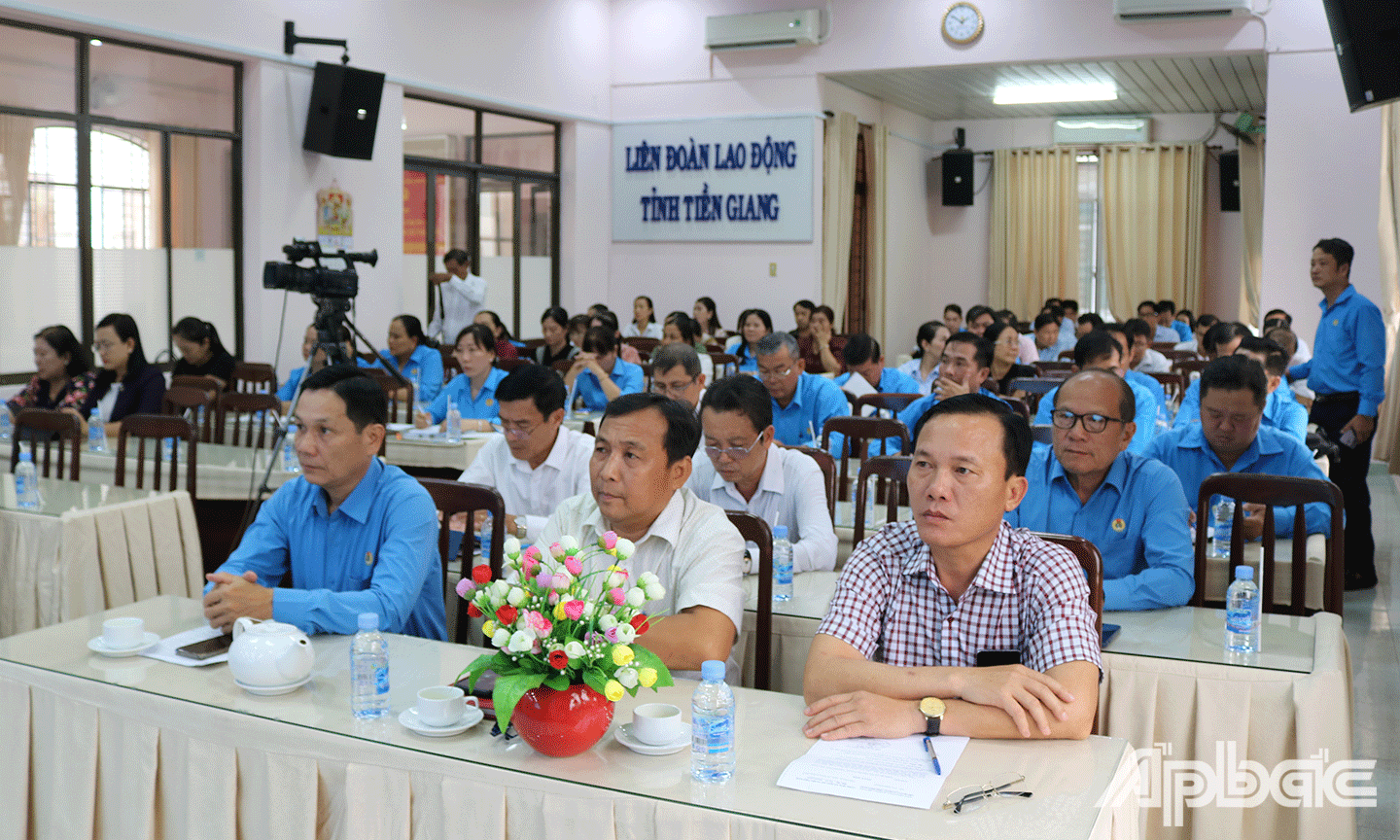 Quang cảnh hội nghị