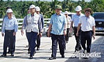 Bộ trưởng Bộ Xây dựng Trần Hồng Minh kiểm tra công trình cầu Rạch Miễu 2