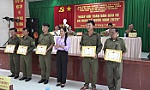 Xã Long Bình: Khen thưởng nhiều tập thể, cá nhân có thành tích trong thực hiện phong trào Toàn dân bảo vệ an ninh Tổ quốc