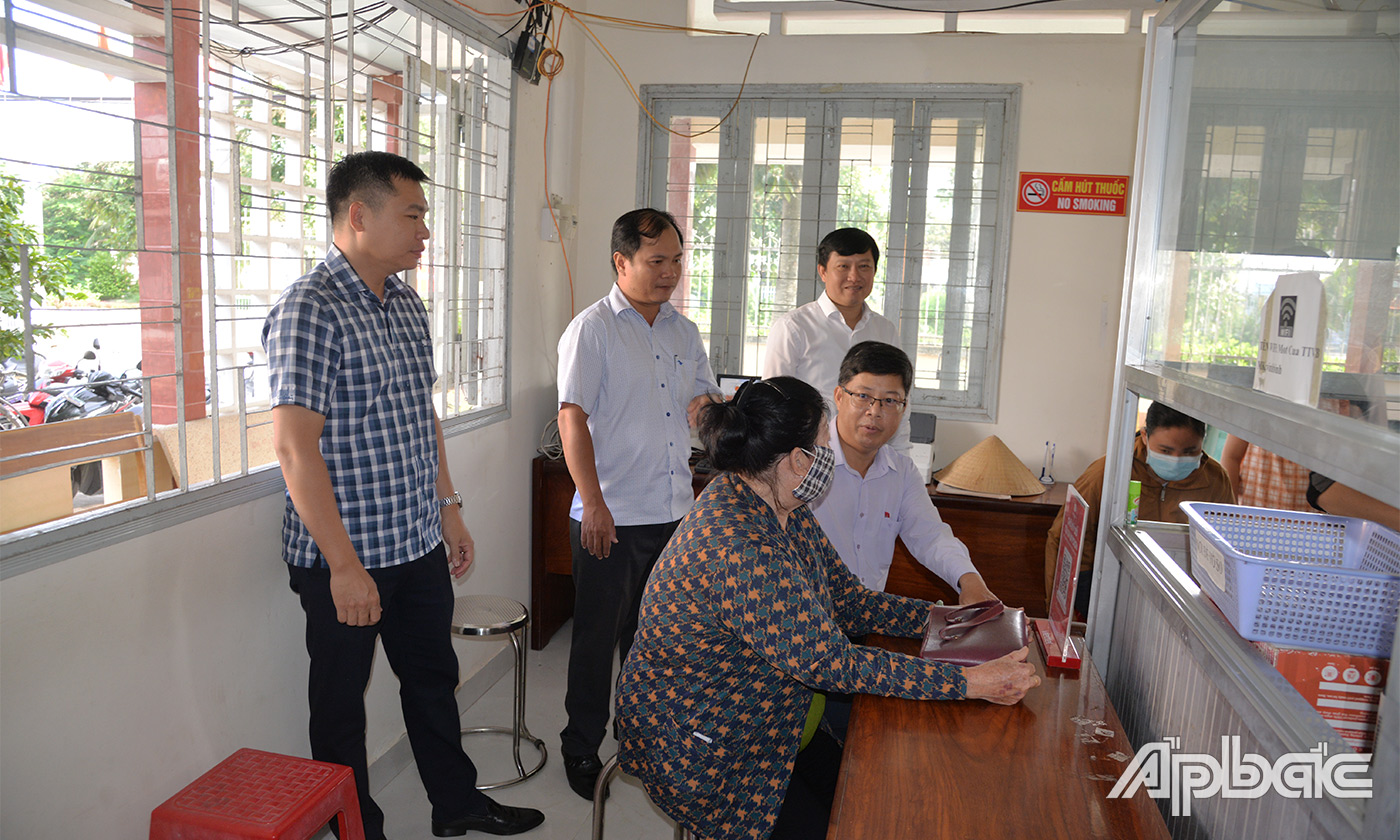 Xã Vĩnh Bình phải đi đầu trong chuyển đổi số, đổi mới sáng tạo