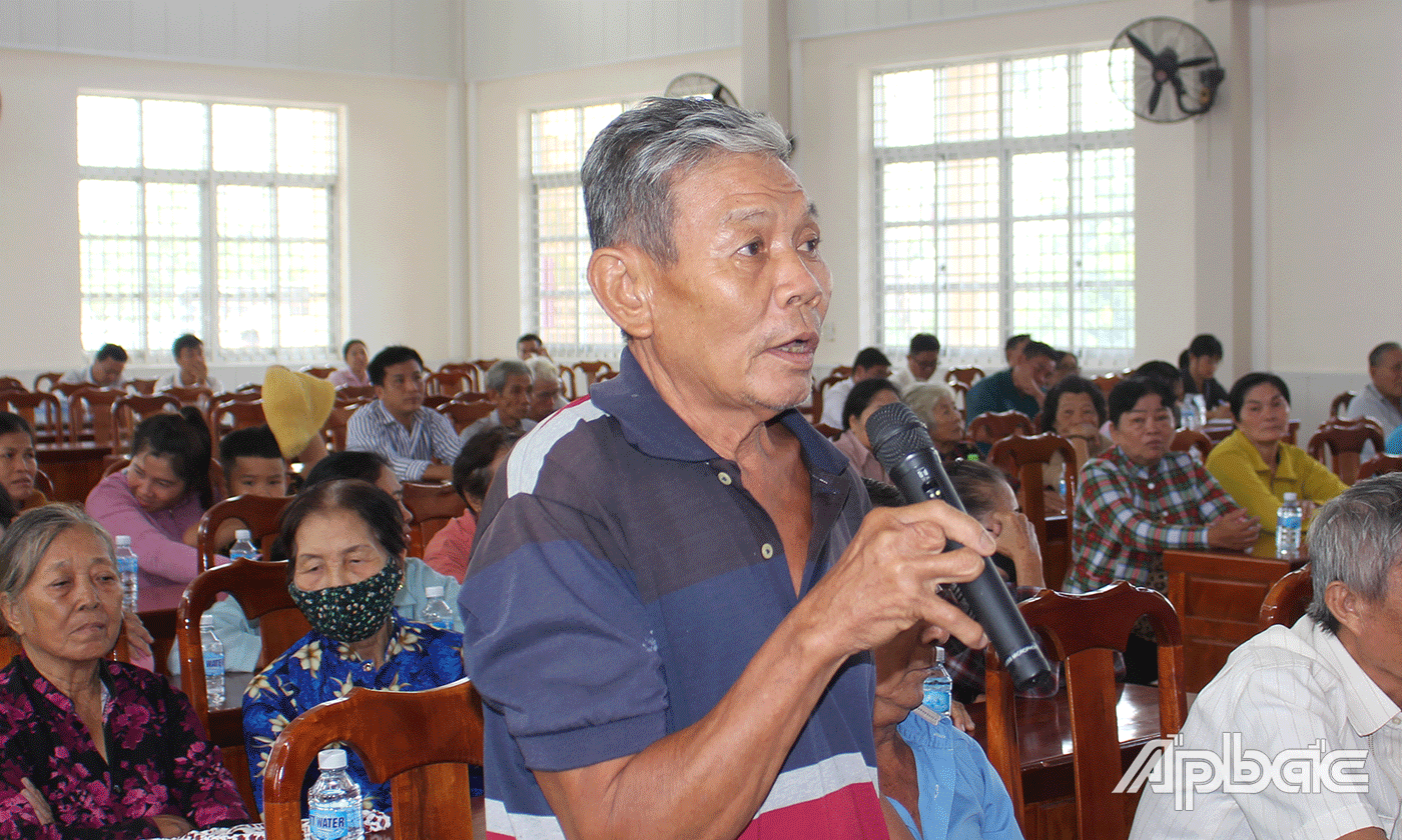Cử tri quan tâm việc miễn, giảm học phí cho trẻ em, học sinh