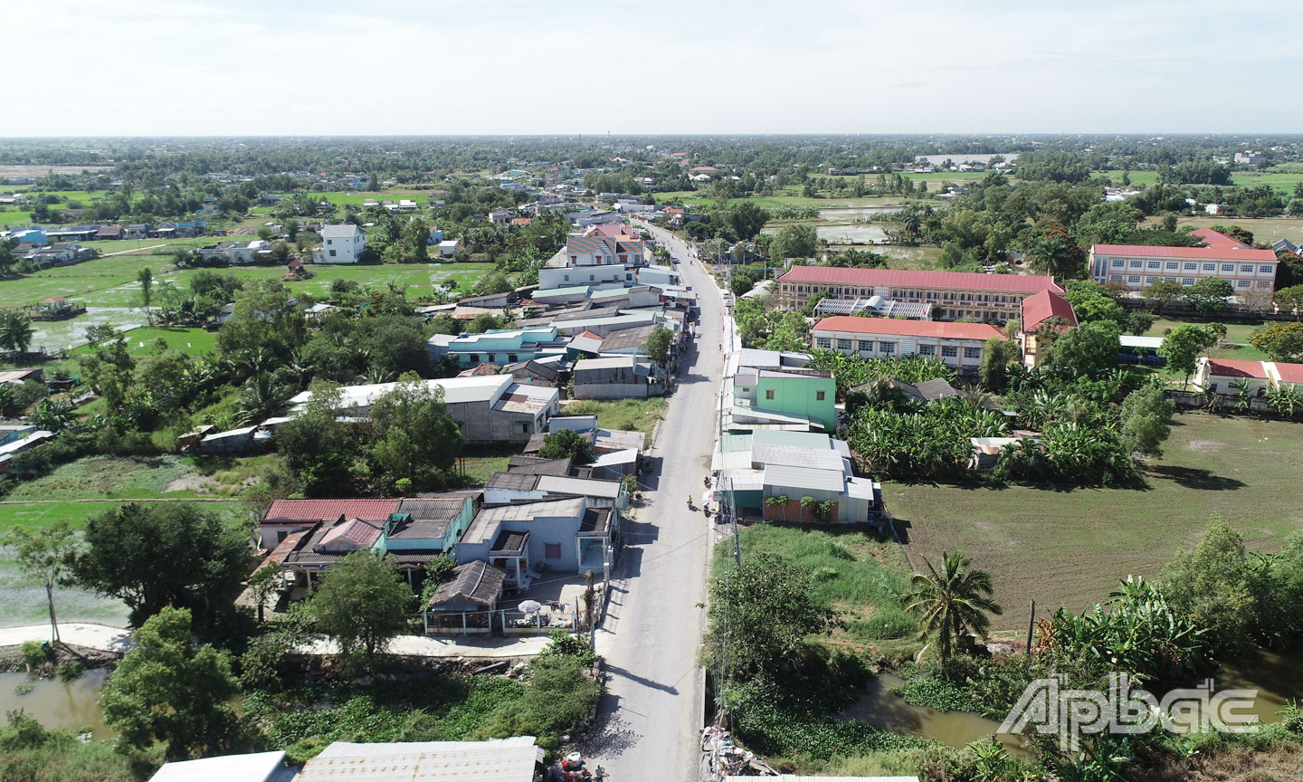 Chương mới ở xã anh hùng
