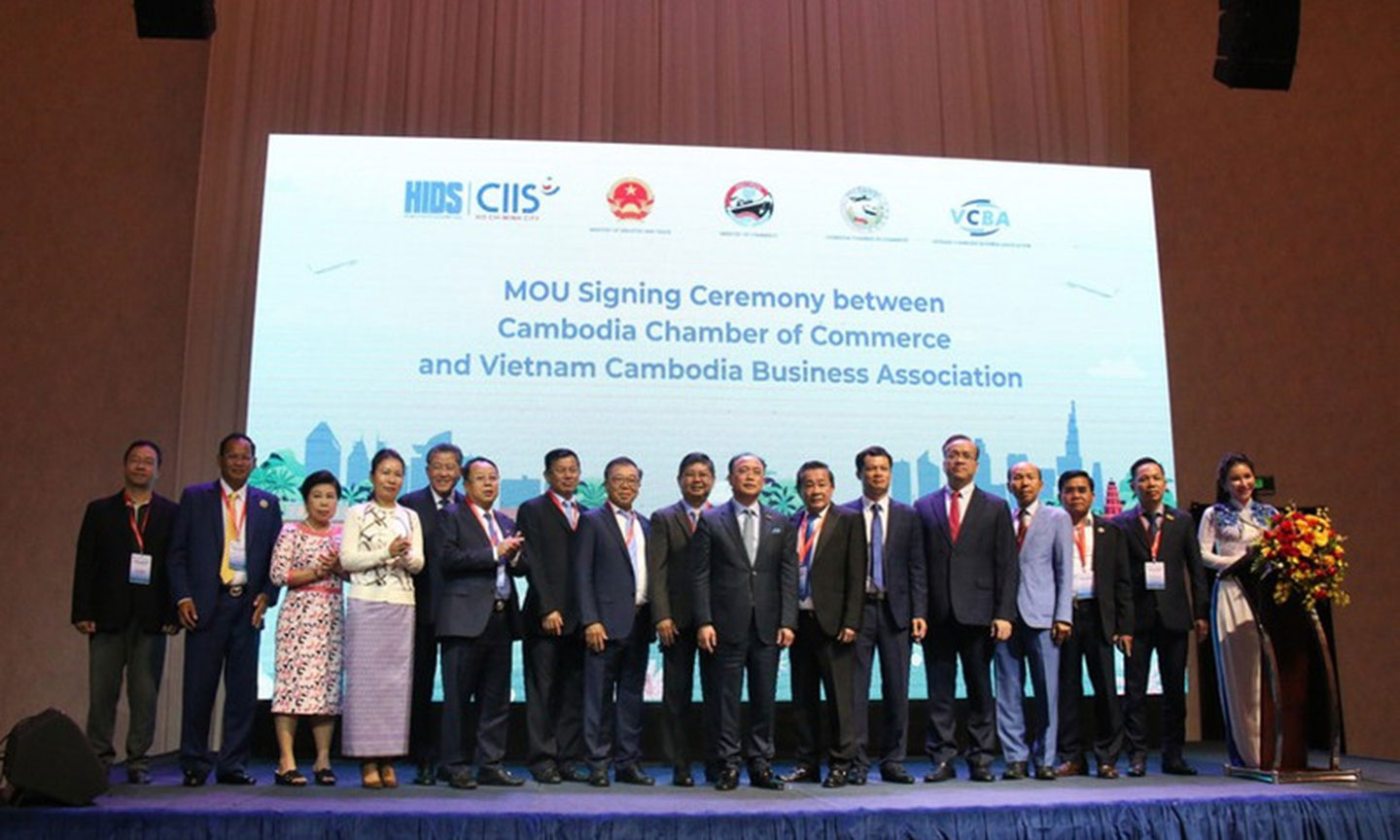 Conference seeks ways to promote Viet Nam – Cambodia trade