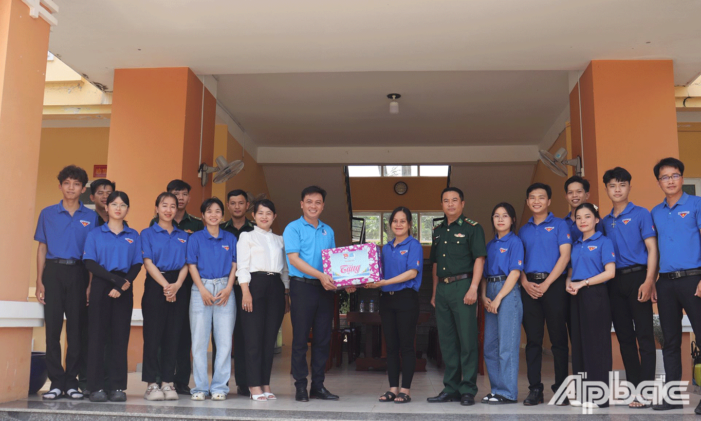 Tuổi trẻ Đồng Tháp lan tỏa tri thức số vùng biên giới