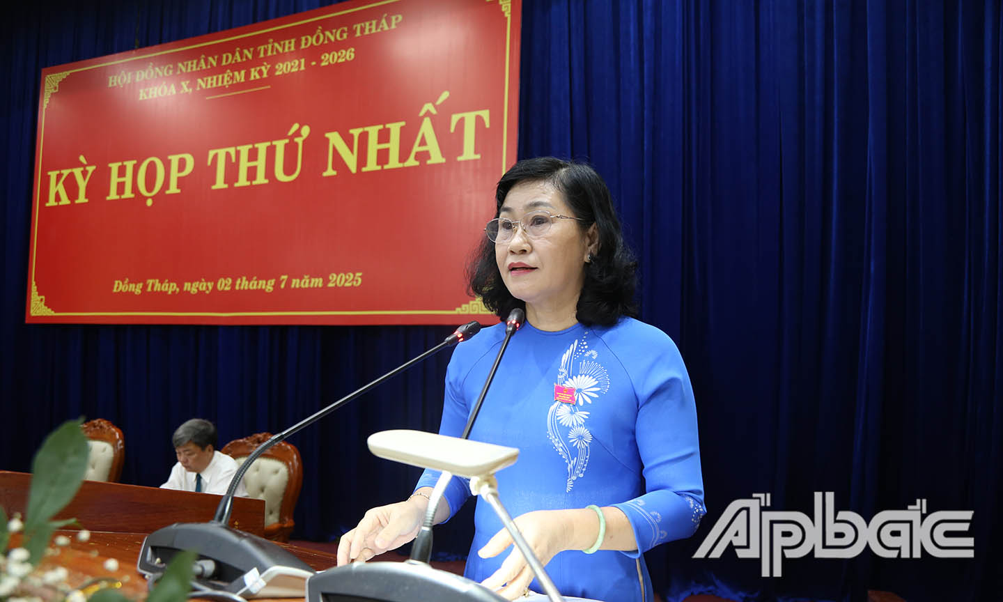 Đồng chí Châu Thị Mỹ Phương phát biểu khai mạc Kỳ họp