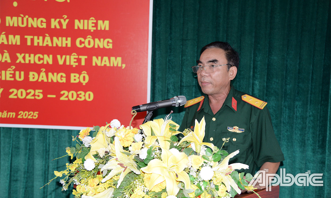 Trung tá Lê Xuân Đại, Giám đốc Ban Điều hành Trường Sơn 11, Tổng Công ty Xây dựng Trường Sơn phát biểu tại Lễ khởi công.