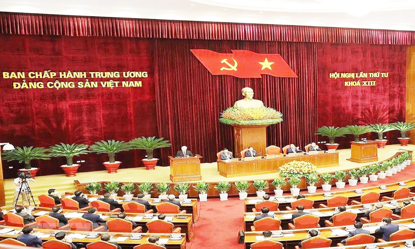 Hội nghị Trung ương 4 khóa XIII đã bàn và quyết nghị về công tác xây dựng Đảng vừa cơ bản, lâu dài vừa tập trung trọng tâm, cấp bách và hợp lòng dân.             Ảnh: Tư liệu