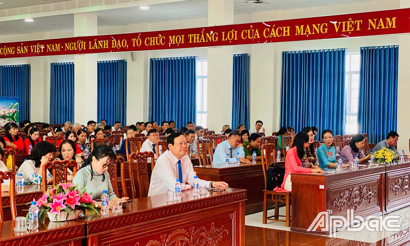 Quang cảnh hội nghị.