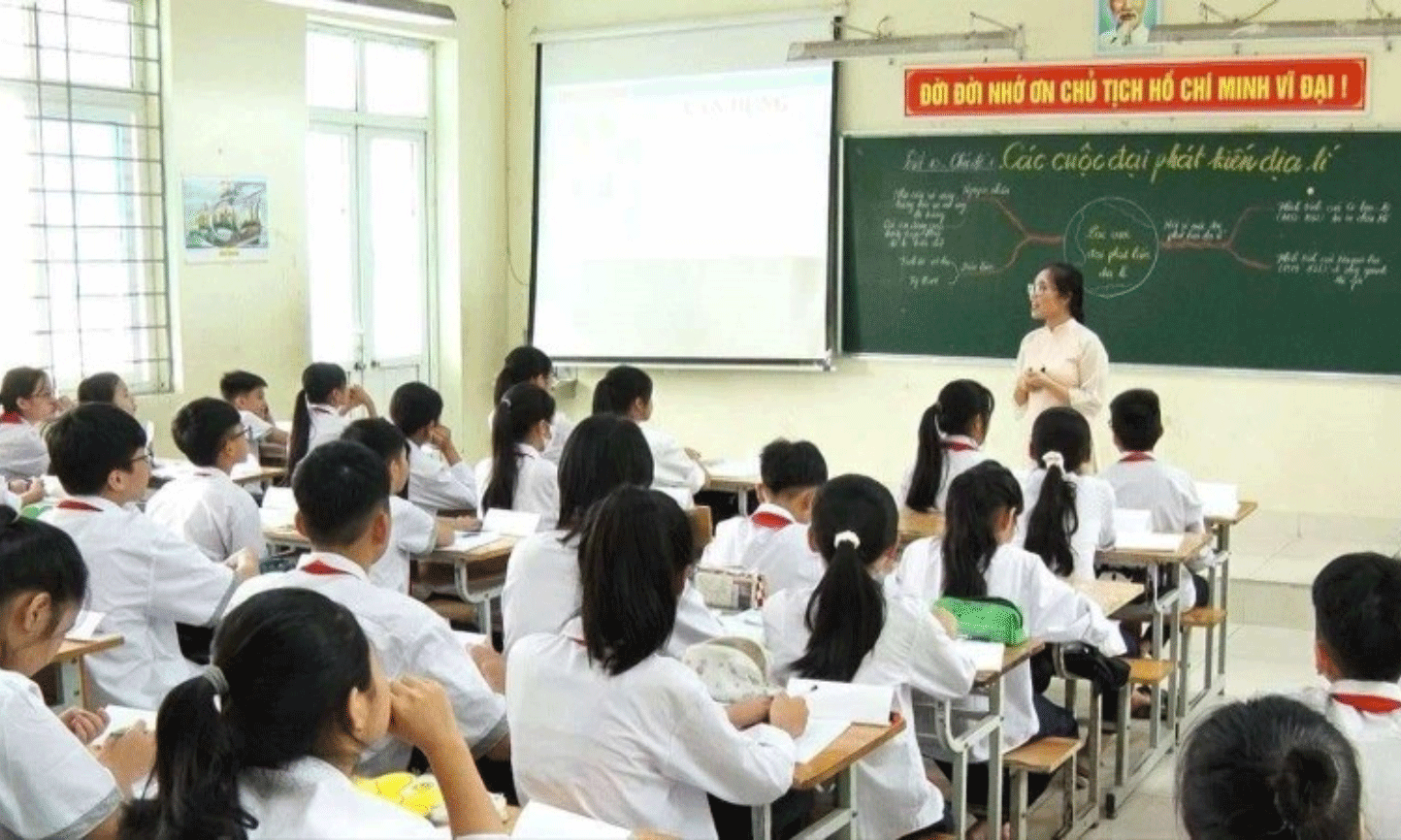 Giờ học tại Trường THCS Tân Tiến, xã Xuân Mai, thành phố Hà Nội. (Ảnh THÚY QUỲNH)