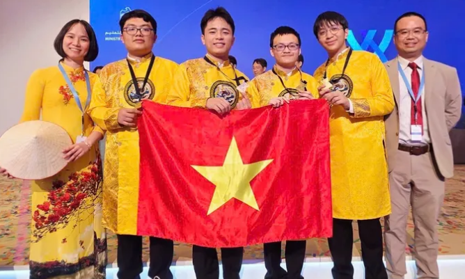 Đội tuyển Việt Nam giành 4 huy chương vàng tại kỳ thi Olympic Hóa học quốc tế 2025.