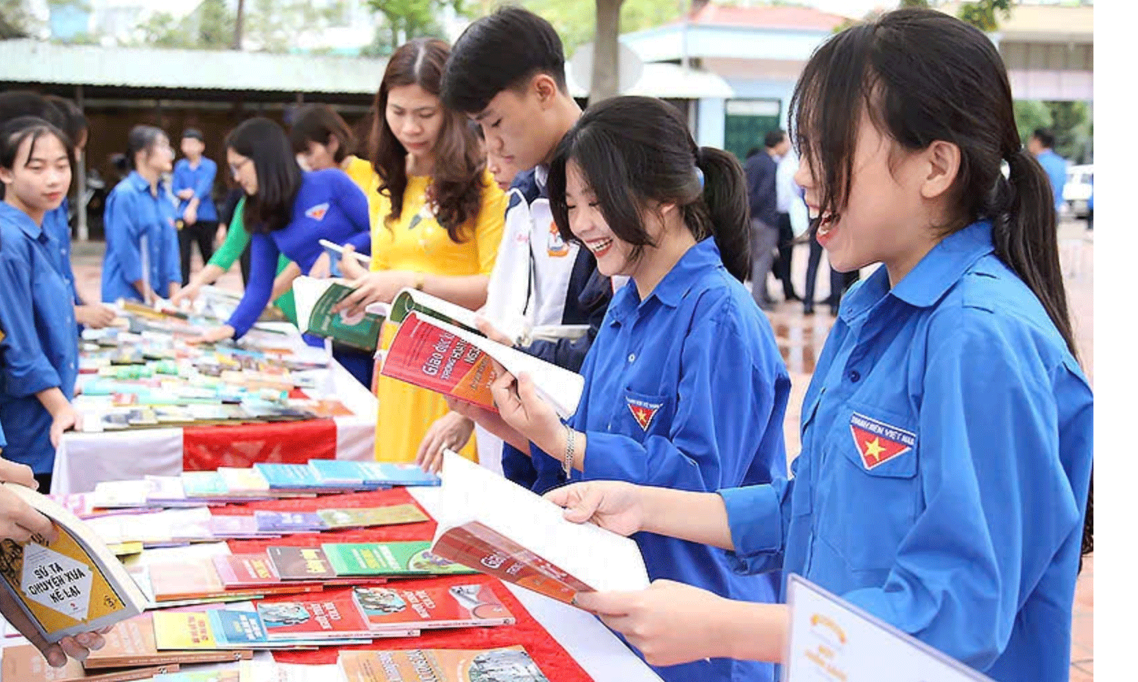 Khơi dậy thói quen đọc sách trong giới trẻ là chìa khóa để nuôi dưỡng tinh thần học tập suốt đời. 