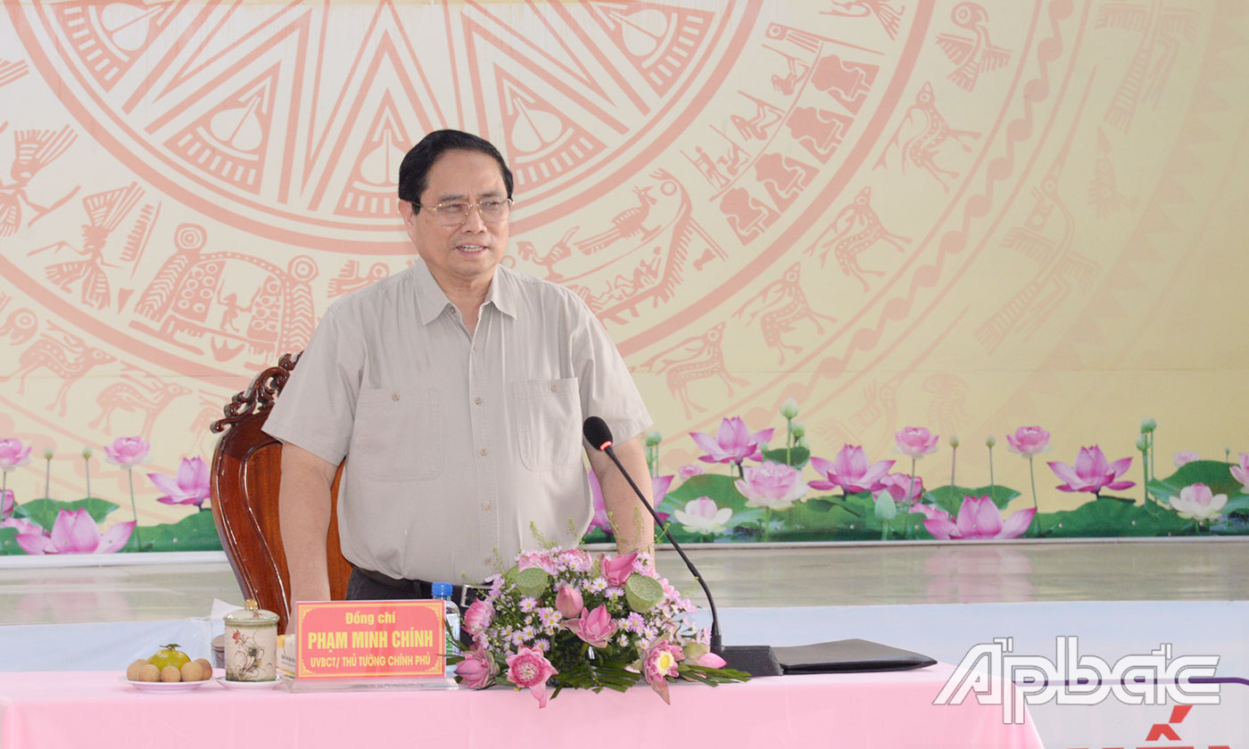 Thủ tướng Chính phủ Phạm Minh Chính phát biểu chỉ đạo buổi làm việc.